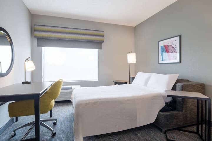 Room 21 of 51